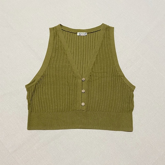 Free People Saturday Morning Ribbed Button Front Cropped Vest Top - Picture 1 of 7
